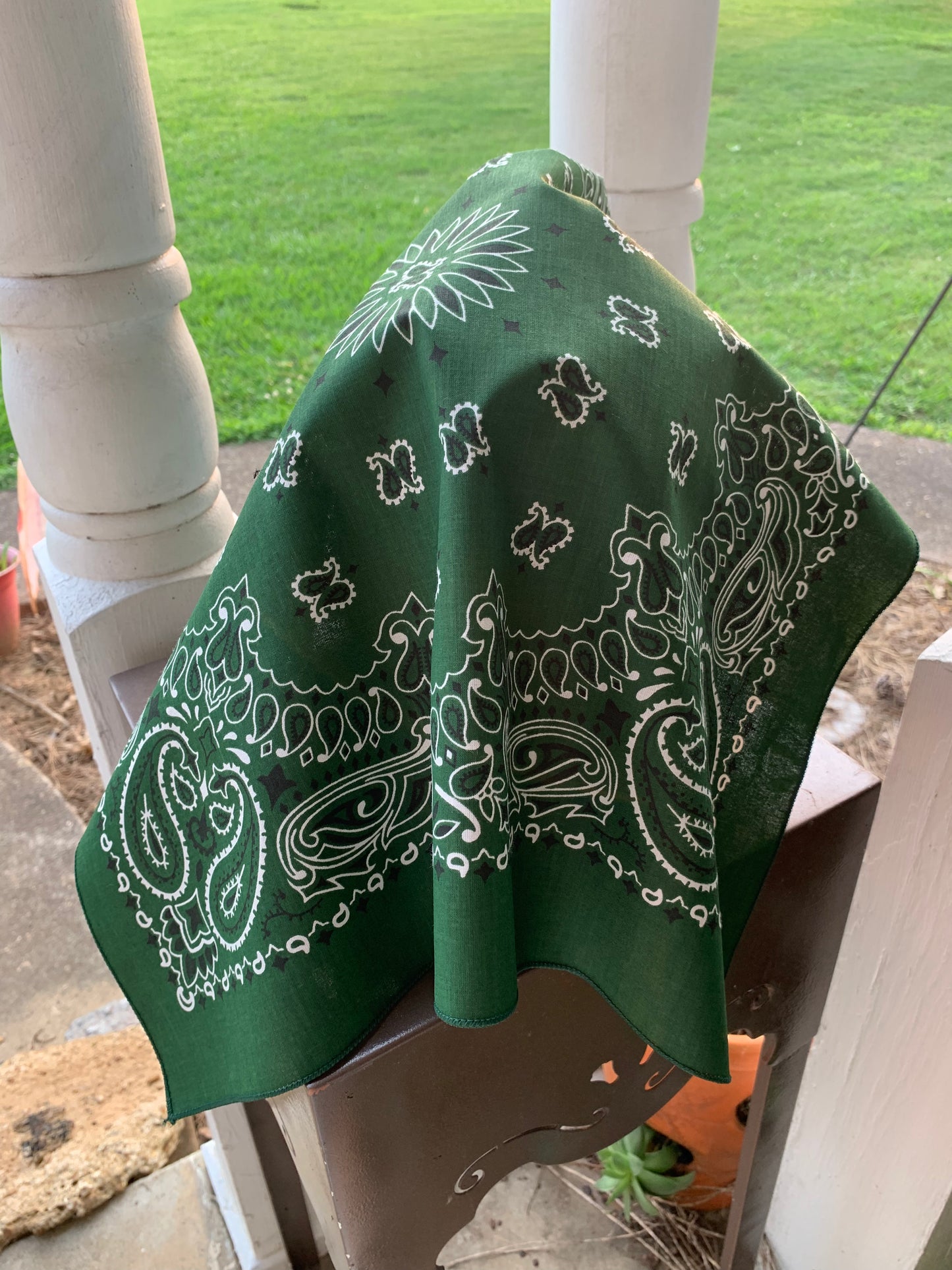 Hunter Green Paisley