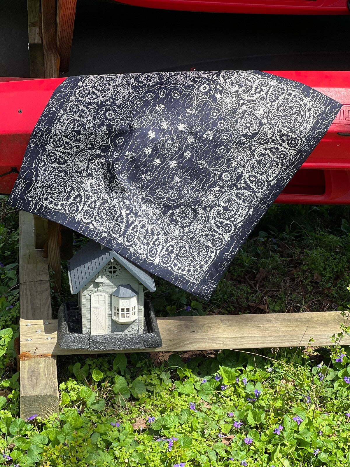 Navy/Cream Rustic 27" Bandannas