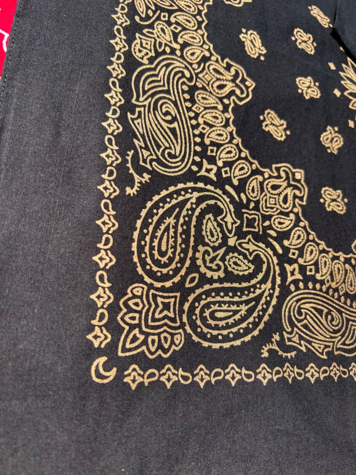 Black Gold Metallic