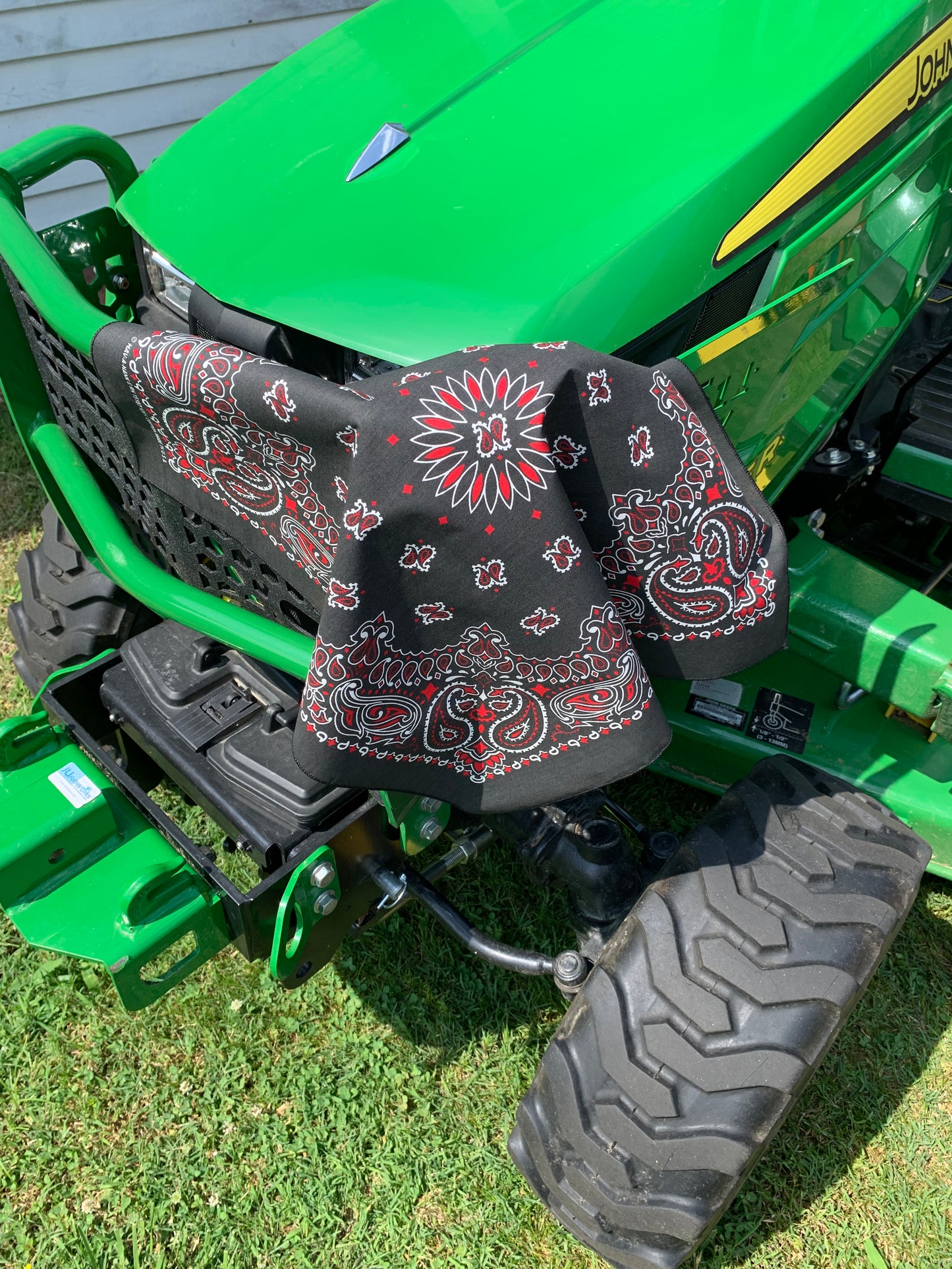 Black Red Paisley Single Side Print